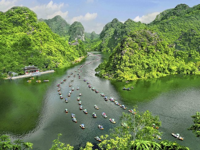 Hanoi - Trang An - Mua Cave 1 Day Tour Photo